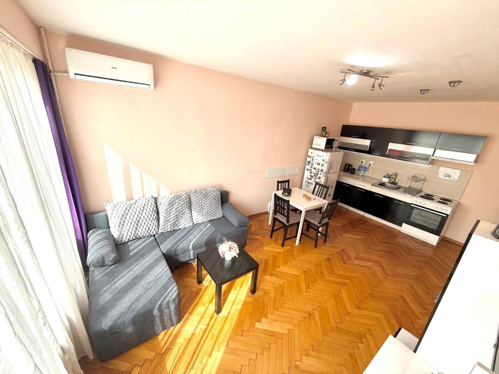 Lovely City Center 1Bd, 1Bt Apartment 소피아 외부 사진